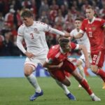 Третий мяч датчан вырубил напряжение: почему сборная России бросила играть