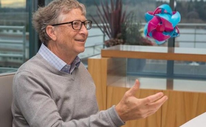 Экс-сотрудник Билла Гейтса рассказал о появлении догадок об его изменах жене