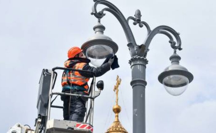 В центре Москвы установят более 650 фонарей