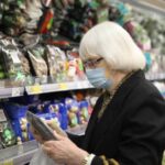 Пенсии в России снижаются из-за инфляции: почему пожилые нищают