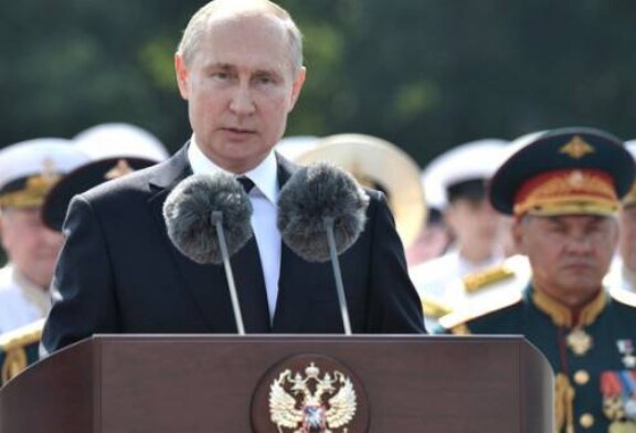 Путин принял Главный военно-морской парад и рассказал о возможностях ВМФ России