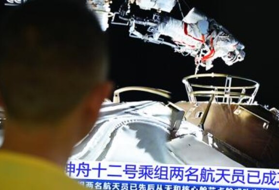 Тайконавты вышли из китайской орбитальной станции