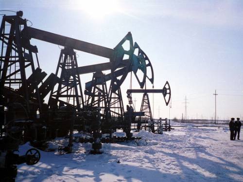 ОПЕК+ повышает добычу в ущерб нефтяным котировкам