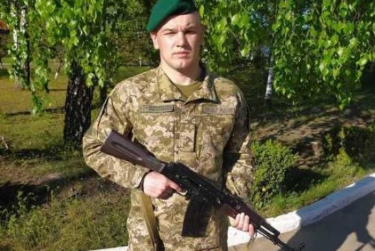 Украинского борца-русофоба лишили жилья и отправили в армию