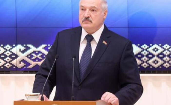 Эксперты объяснили слова Лукашенко о российской базе: шантаж «рукою Кремля»