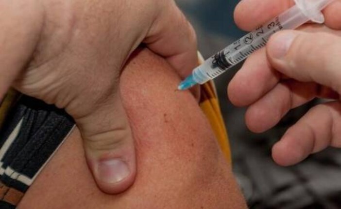 Специалист объяснил отсутствие антител после прививки от коронавируса