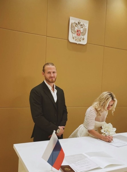 Бывший муж Пелагеи Иван Телегин женился на дочери миллионера — фото, видео | StarHit.ru