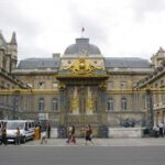 Правосудие по-французски: негры — поджигатели храмов и убийцы гуляют на свободе