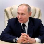 Социологи узнали, как россияне относятся к денежным выплатам и другим идеям Путина