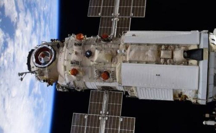 Громко скрипящие петли российской «Науки» озаботили космонавтов