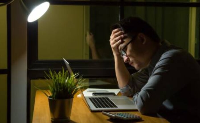Многолетняя работа в ночные смены повышает риск мерцательной аритмии на 22%
