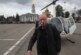 Леонид Якубович прилетел на голубом вертолете и раздал 500 эскимо