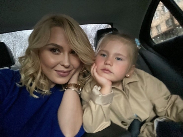 Первая жена Телегина: «Если б не Пелагея, мы с сыном оказались бы на улице. Нет денег даже на еду» | StarHit.ru