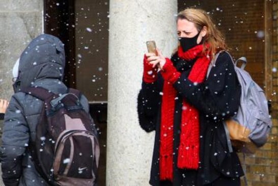 Названы особенности использования смартфонов зимой