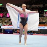 Российская гимнастка Ангелина Мельникова выиграла золото в личном многоборье