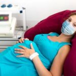 Более половины беременных с симптоматическим COVID-19 могут нуждаться в неотложной помощи
