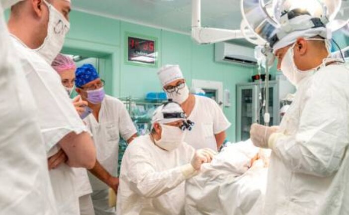 Челябинский хирург сделал новый нос ребенку из тканей уха по собственной методике