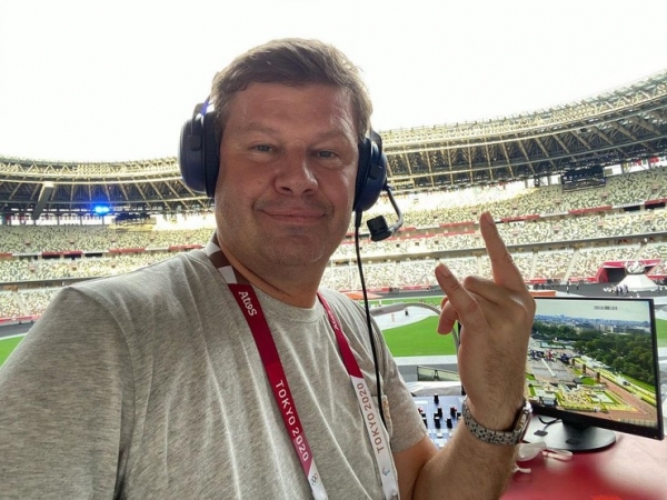 Дмитрий Губерниев: «Мы с Ольгой Бузовой еще что-нибудь замутим, песню вместе споем» | StarHit.ru