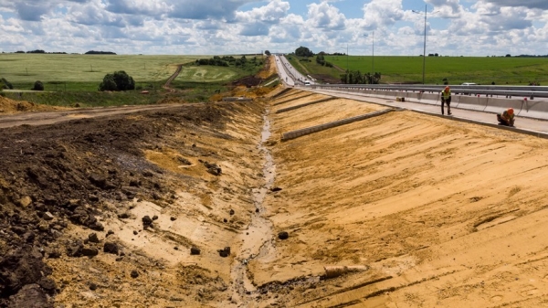 Дорога к черноморскому побережью: реконструкция на платной трассе М-4 «Дон» продолжается