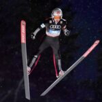 Летающие лыжники открыли олимпийский сезон в Нижнем Тагиле