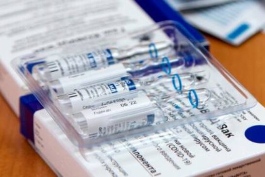 В России зарегистрировали первую вакцину от COVID-19 для подростков