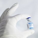 Эксперты ВОЗ высказались по поводу принудительной вакцинации от коронавируса