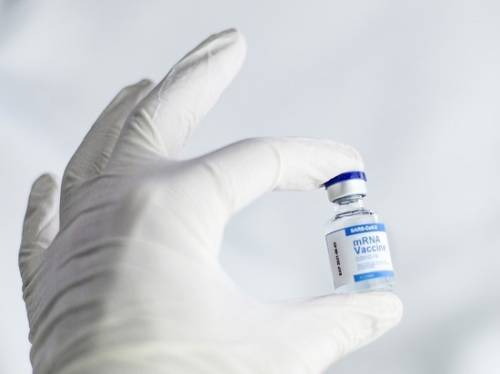 Эксперты ВОЗ высказались по поводу принудительной вакцинации от коронавируса