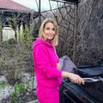 Ольга Орлова: «После росписи мы посидели в ресторане напротив загса. Было тихо и спокойно» | StarHit.ru