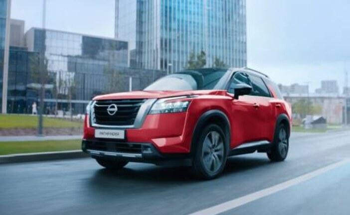 В России начались продажи нового Nissan Pathfinder
