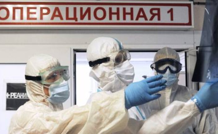 Россию накрывает волна COVID-19 из-за «омикрона»: кто заболеет, симптомы
