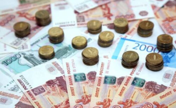 С 1 февраля россиянам должны поднять зарплату: кому и на сколько