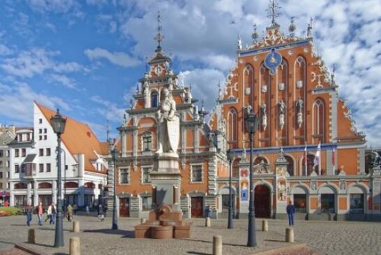 Латвия открылась для российских туристов