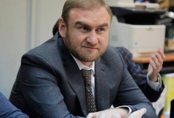 «Домашний» полиграф Арашукова: как идет суд над бывшим сенатором