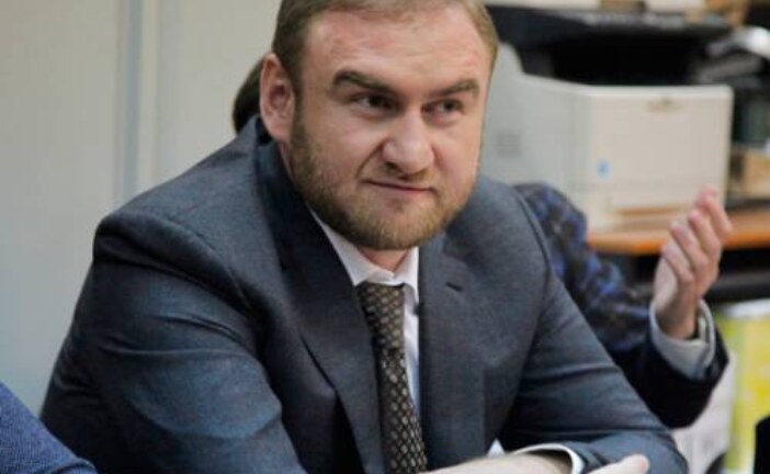 «Домашний» полиграф Арашукова: как идет суд над бывшим сенатором
