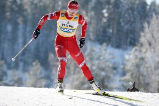 Победа Непряевой: российская лыжница завоевала Большой хрустальный глобус