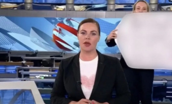 Екатерина Андреева прокомментировала скандал в прямом эфире Первого канала | StarHit.ru