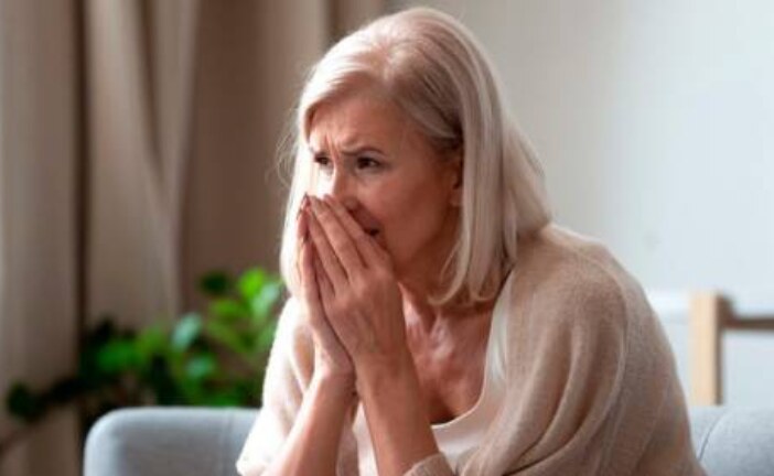 Заболевания полости рта связали с повышенным риском гипертонии у пожилых женщин