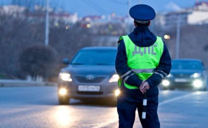 Из-за санкций российских водителей перестанут штрафовать за мелкие нарушения