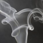 Дым не бывает чужим: чем опасно пассивное курение