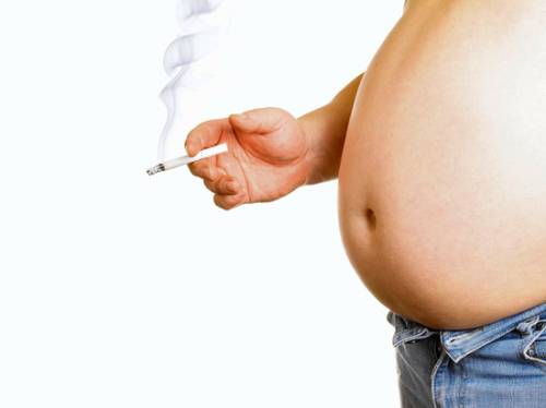 Ученые выяснили, почему бросившие курить набирают лишний вес