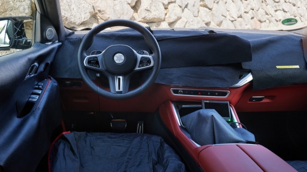 В преддверии скорой премьеры BMW продолжает раскрывать серийный кроссовер XM