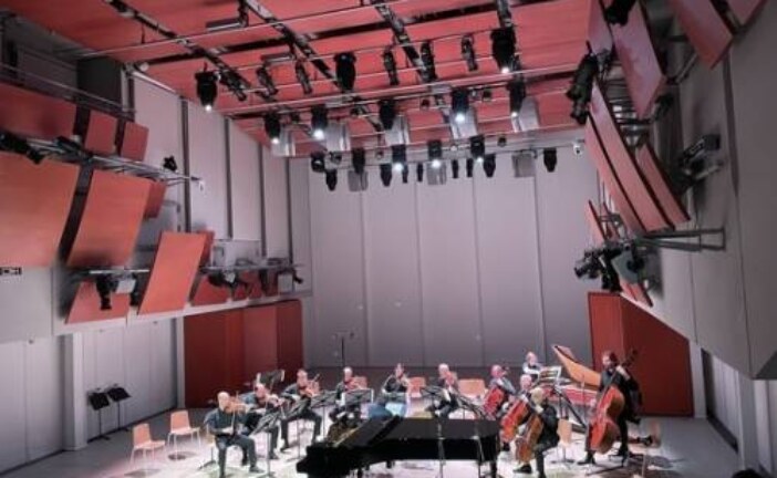 На фестивале камерных оркестров классика сошлась с современностью